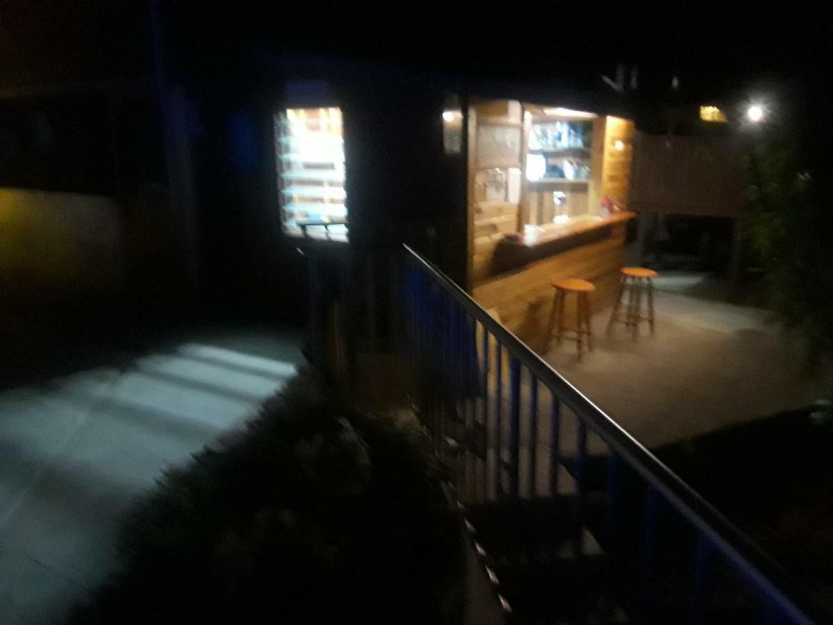 Хостел Hidden Haven Unitedville Экстерьер фото